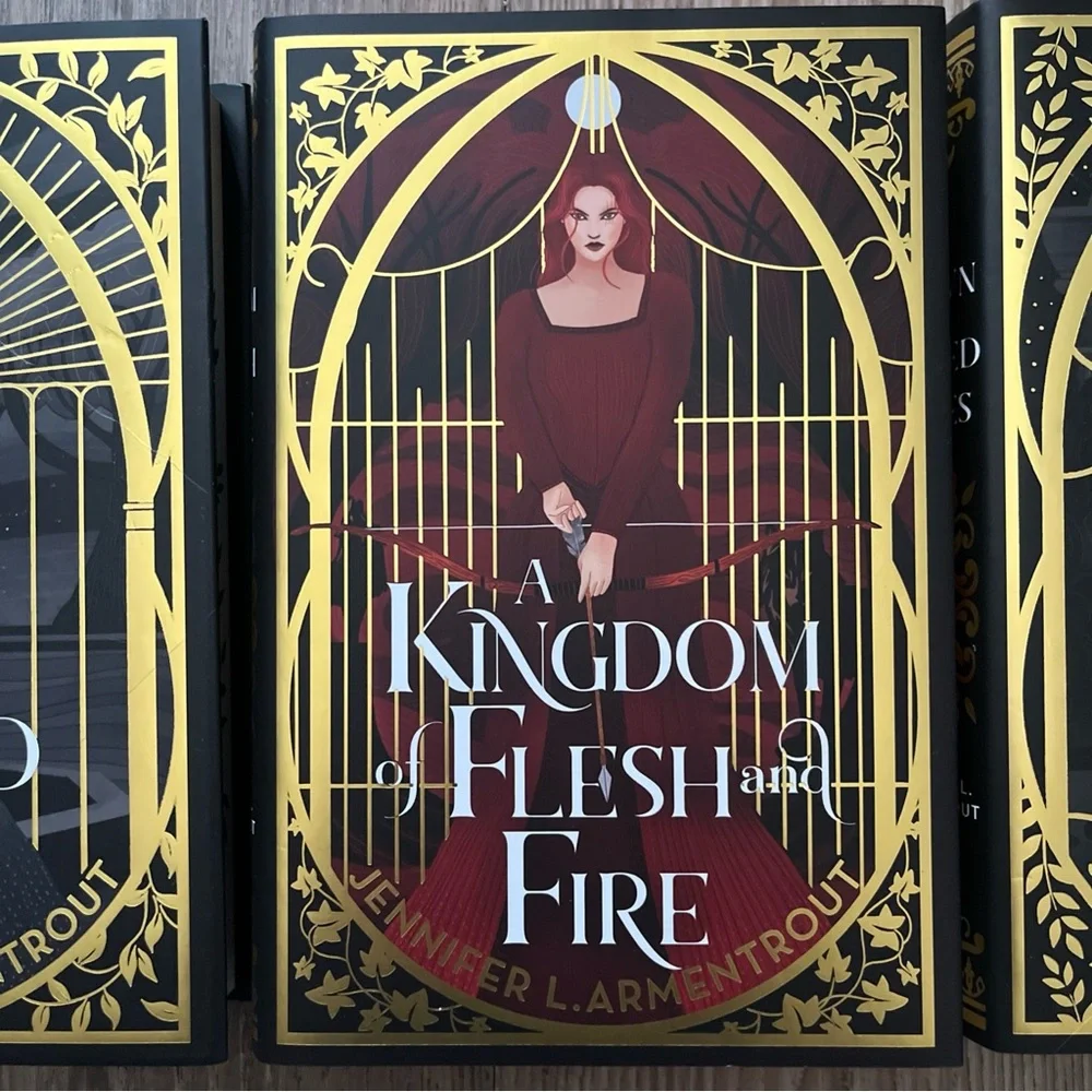 From Blood and Ash Fairyloot Exclusive Signed Sprayed Edges - Picture 4 of 13